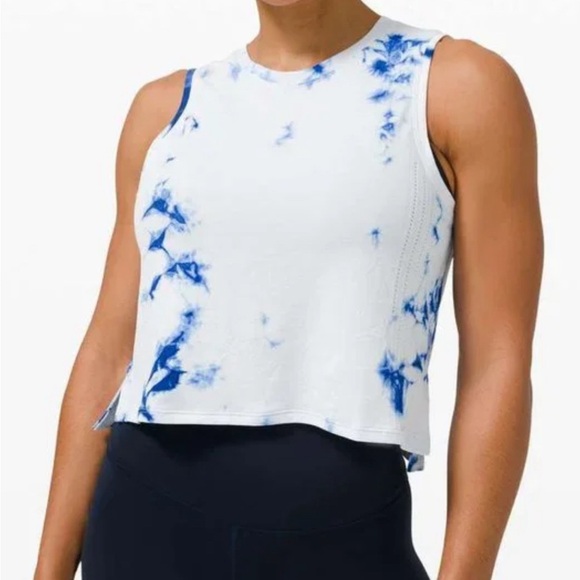 Lululemon tie-dye train to be tank - Picture 1 of 2